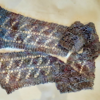 Scarf with lacy motif